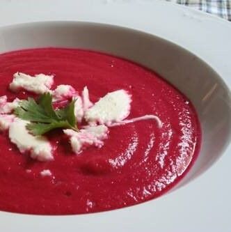 Salmorejo de remolacha con queso de cabra (150gr.)